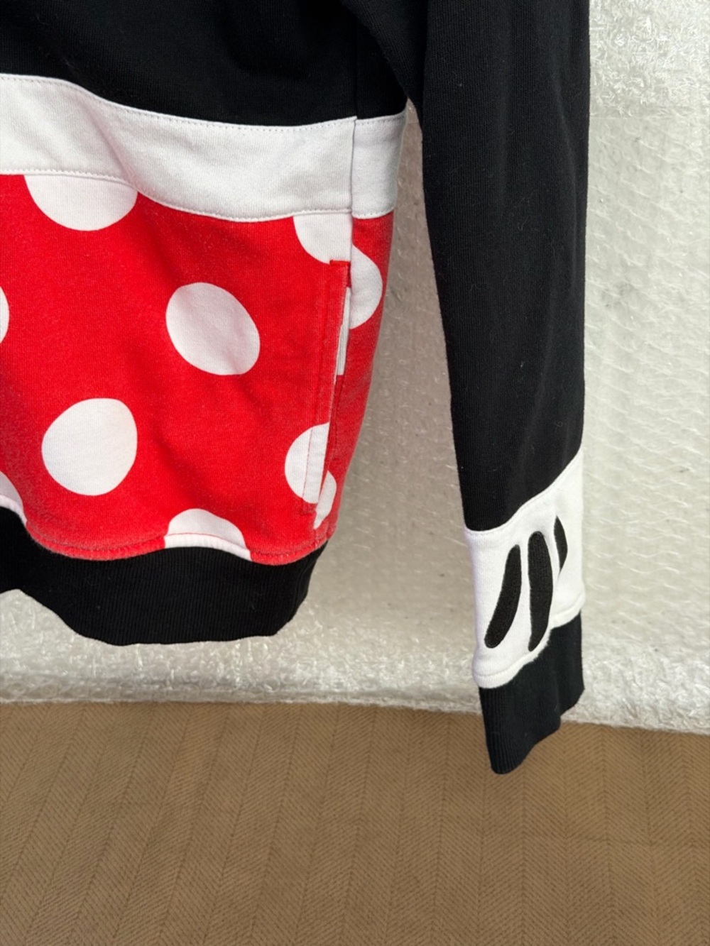 Disney Parks Minnie Mouse Cosplay Zip Up Hoodie Ears Bow XL - Picture 10 of 10